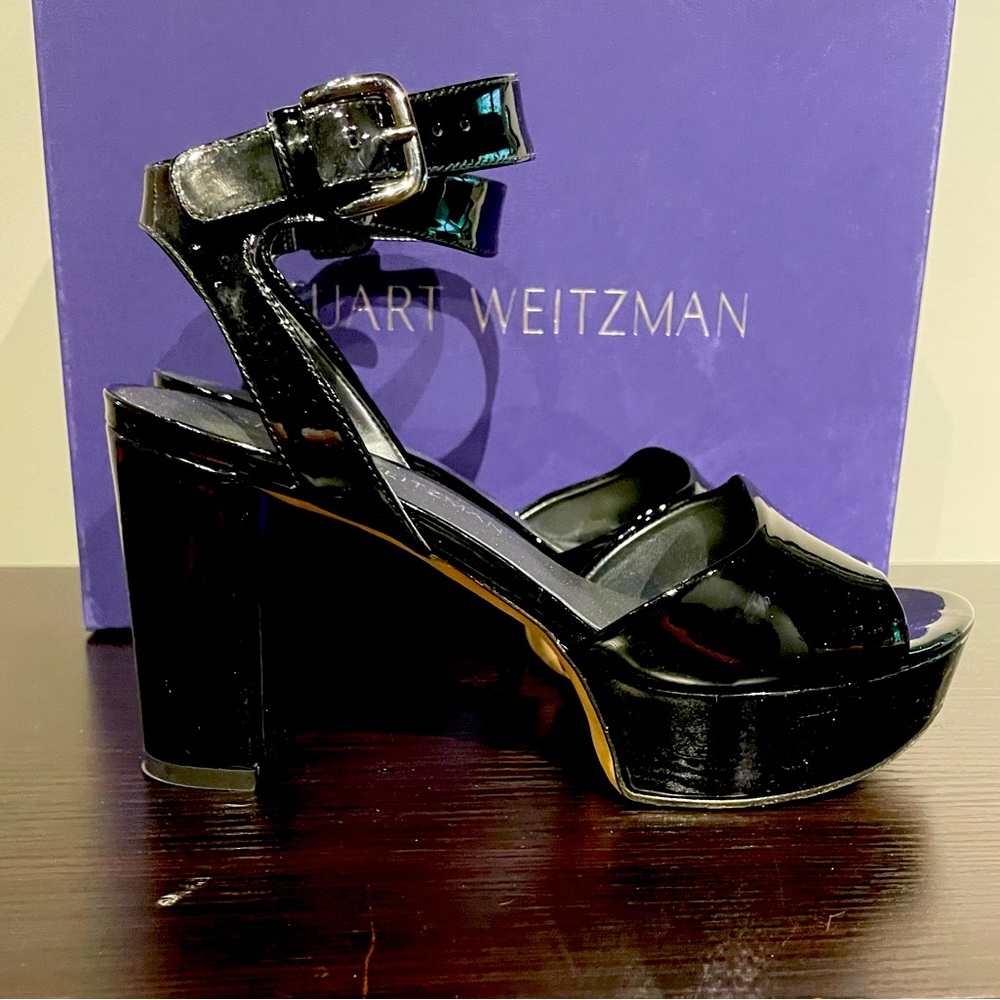 Stuart Weitzman black patent leather platform sandal size 6.5.